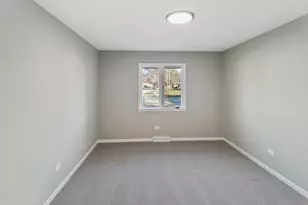 17001 Kimbark Ave, South Holland, IL 60473 - Photo 14