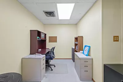 205 N State Route 54, Roberts, IL 60962 - Photo 10