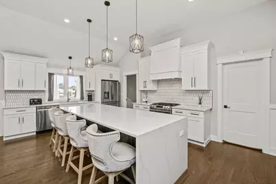 10507 Oxford Avenue, Chicago Ridge, IL 60415 - Photo 8
