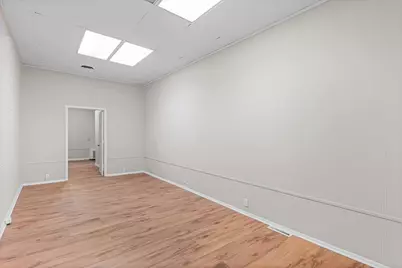 143 N Market Street, Paxton, IL 60957 - Photo 20