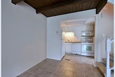 128 1/2 Cora Avenue #B, Fox Lake, IL 60020 - Photo 10
