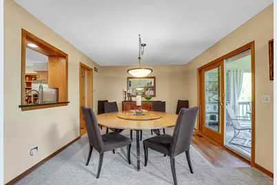 2254 Tamarack Drive, Downers Grove, IL 60515 - Photo 10