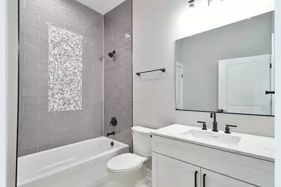 6520 S Minerva Avenue #3, Chicago, IL 60637 - Photo 8