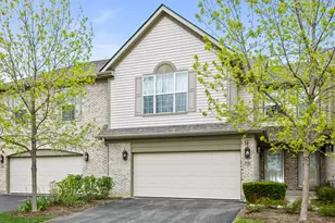 2162 Yale Cir, Hoffman Estates, IL 60192 - Photo 1