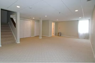 2162 Yale Circle, Hoffman Estates, IL 60192 - Photo 14