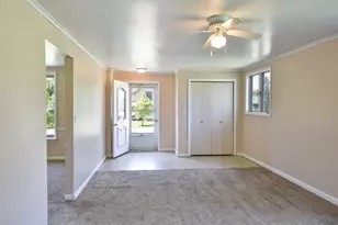 315 N 4th St, Chatsworth, IL 60921 - Photo 8