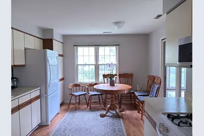318 Dunham Place Commons #318, Saint Charles, IL 60174 - Photo 6