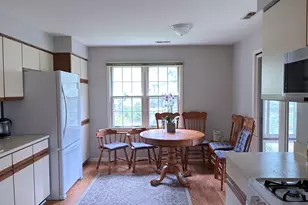 318 Dunham Place Commons, Saint Charles, IL 60174 - Photo 6