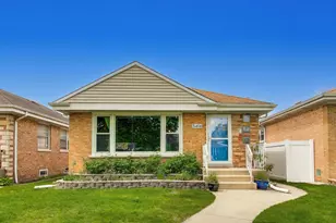 5414 N Neenah Ave, Chicago, IL 60656 - Photo 1
