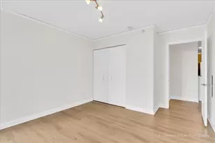 201 N Westshore Dr, Chicago, IL 60601 - Photo 6