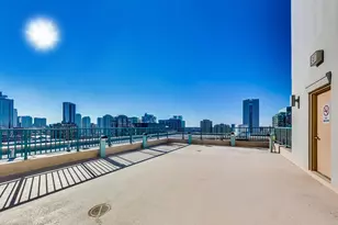 340 W Superior St, Chicago, IL 60654 - Photo 16