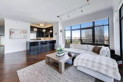 340 W Superior Street #1501, Chicago, IL 60654 - Photo 4