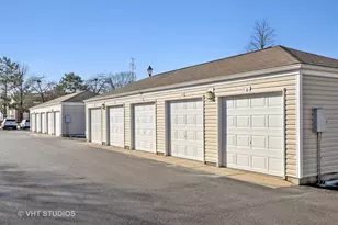 1601 Westminster Dr, Naperville, IL 60563 - Photo 14