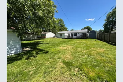 805 N Reel Street, Salem, IL 62881 - Photo 16