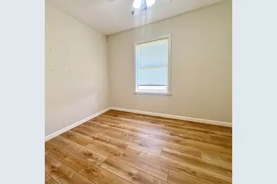 805 N Reel Street, Salem, IL 62881 - Photo 10