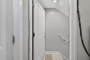 3622 W Franklin Blvd, Chicago, IL 60624 - Photo 8