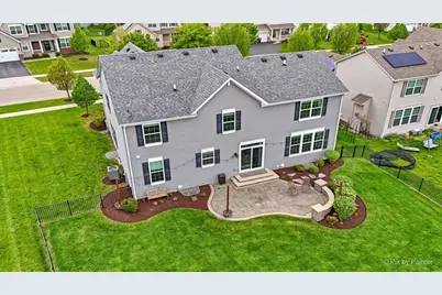 8992 Pearsall Drive, Huntley, IL 60142 - Photo 32