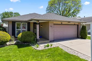 1041 Fulton Dr, Streamwood, IL 60107 - Photo 1