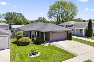 1041 Fulton Dr, Streamwood, IL 60107 - Photo 38