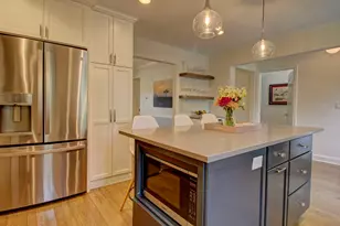 129 S Adams St, Hinsdale, IL 60521 - Photo 4