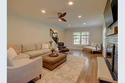 129 S Adams Street, Hinsdale, IL 60521 - Photo 8