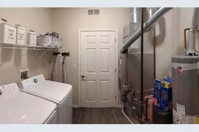 8113 Tremont Lane, Joliet, IL 60431 - Photo 10