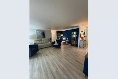 307 Carol Court #D1, Pontiac, IL 61764 - Photo 6