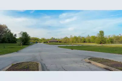 211 River Run Drive, Saint Anne, IL 60964 - Photo 4