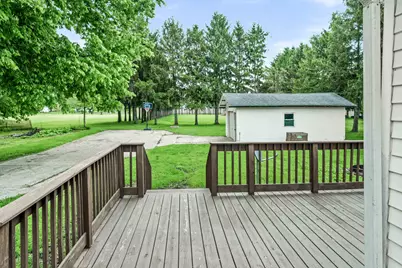 209 S Division Street, Stanford, IL 61774 - Photo 4