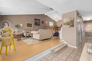 534 E Foster Ave, Roselle, IL 60172 - Photo 12