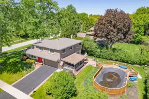 534 E Foster Ave, Roselle, IL 60172 - Photo 32