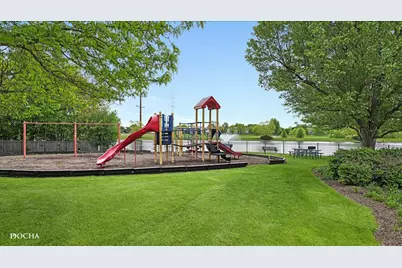 1886 N Wentworth Circle N, Romeoville, IL 60446 - Photo 32