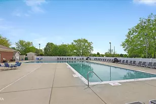 1886 N Wentworth Circle N, Romeoville, IL 60446 - Photo 34