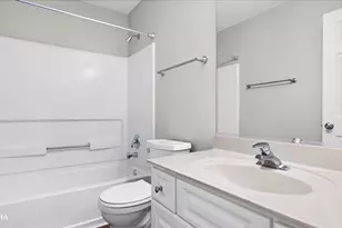 1886 N Wentworth Circle N, Romeoville, IL 60446 - Photo 26