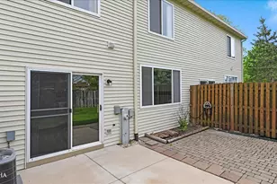 1886 N Wentworth Circle N, Romeoville, IL 60446 - Photo 30
