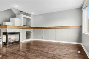 1886 N Wentworth Circle N, Romeoville, IL 60446 - Photo 10
