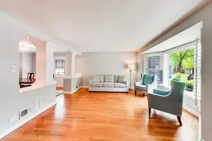 9925 S Maplewood Ave, Chicago, IL 60655 - Photo 4