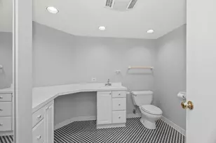 732 S Kenilworth Ave, Oak Park, IL 60304 - Photo 24