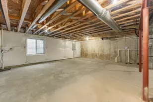 2715 Blakely Ln, Naperville, IL 60540 - Photo 24