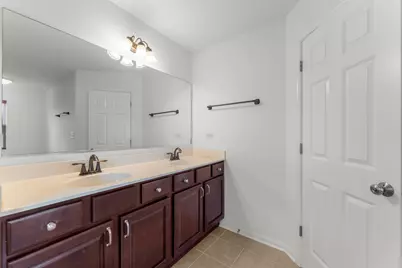 2715 Blakely Lane, Naperville, IL 60540 - Photo 22