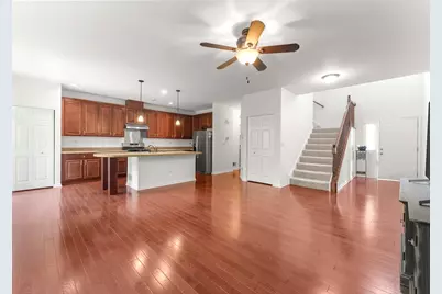 2715 Blakely Lane, Naperville, IL 60540 - Photo 4