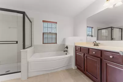 2715 Blakely Lane, Naperville, IL 60540 - Photo 18