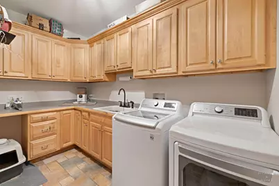 2907 Fawn Trail Court, Prairie Grove, IL 60012 - Photo 38