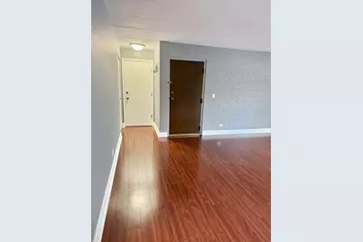 564 Timber Ridge Drive #205, Carol Stream, IL 60188 - Photo 2