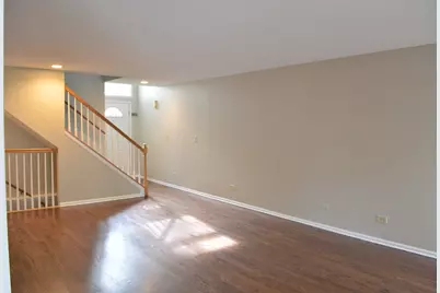 122 Schiller Place, Itasca, IL 60143 - Photo 2