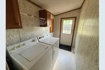2136 Hillview Drive, Princeton, IL 61356 - Photo 16