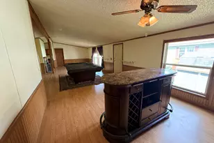 2136 Hillview Dr, Princeton, IL 61356 - Photo 2