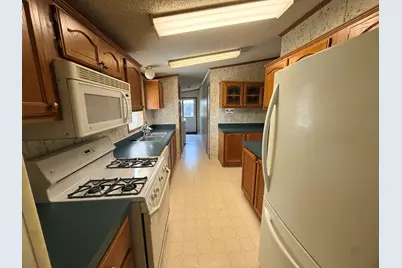 2136 Hillview Drive, Princeton, IL 61356 - Photo 12