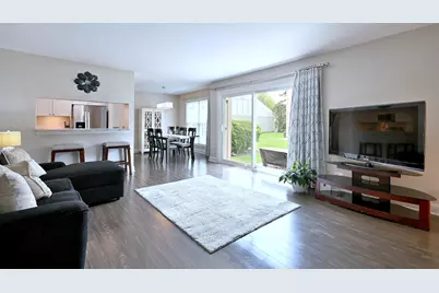 1475 Garnet Circle, Hoffman Estates, IL 60192 - Photo 4