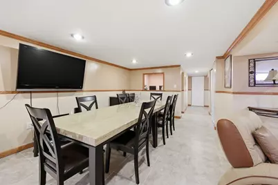 329 E Myrick Avenue, Addison, IL 60101 - Photo 20